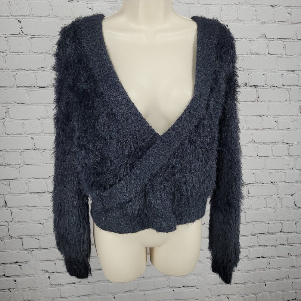 Urban Outfitters Black Faux Fur Long Sleeve Plunge Pullover Sweater Small S